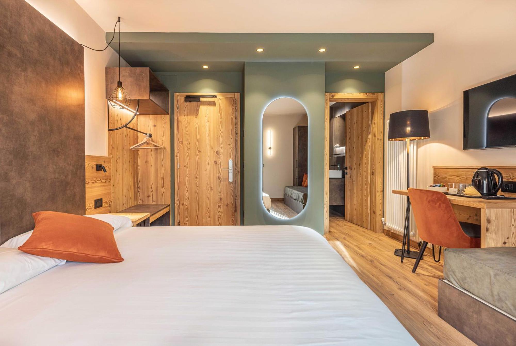 Hotel Laste' Caldes Luaran gambar