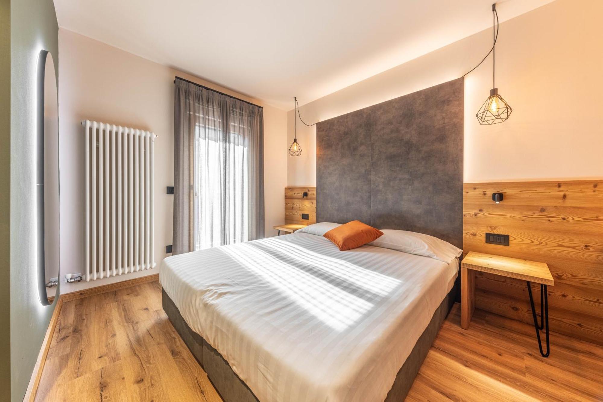 Hotel Laste' Caldes Luaran gambar