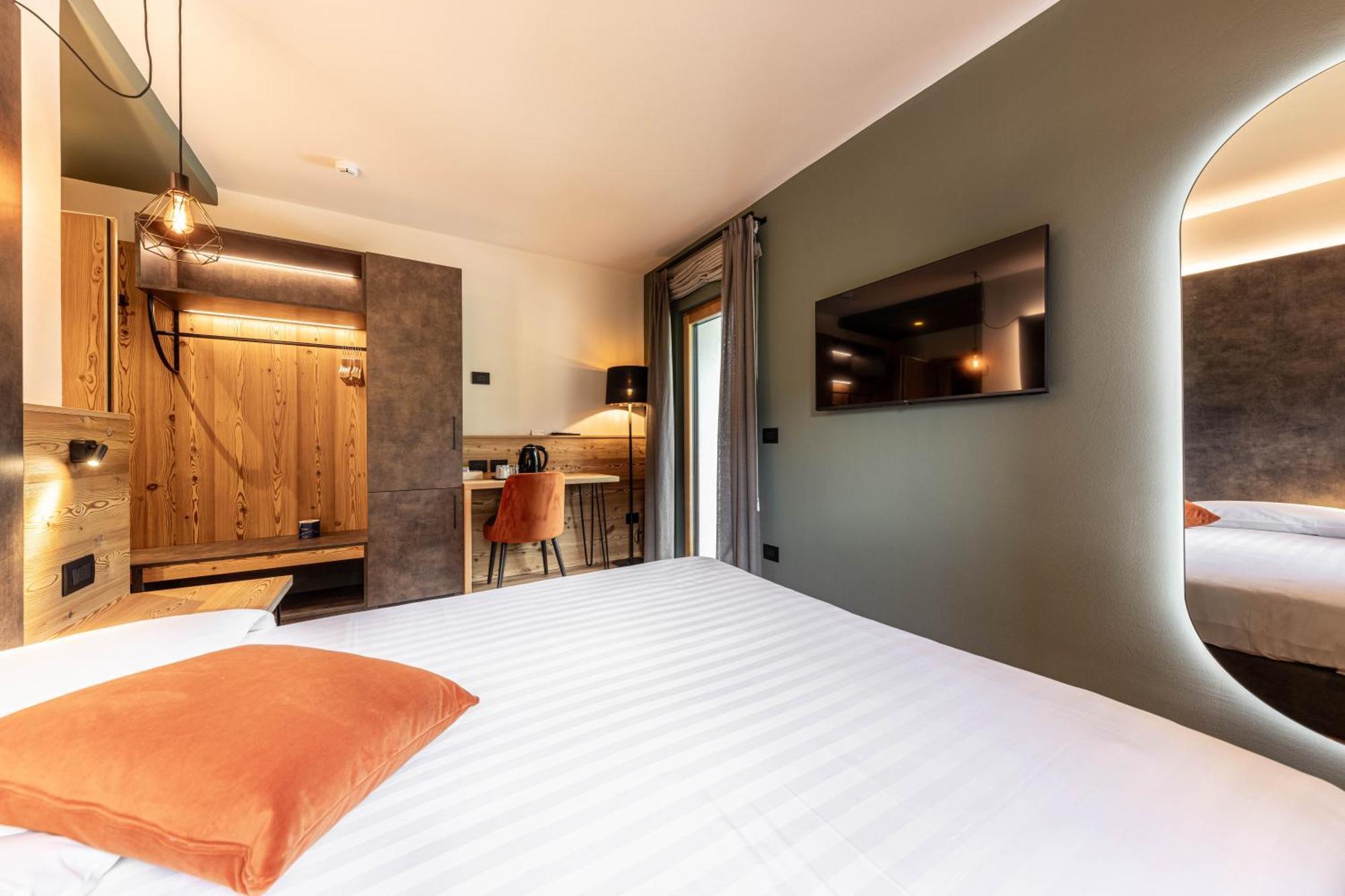 Hotel Laste' Caldes Luaran gambar