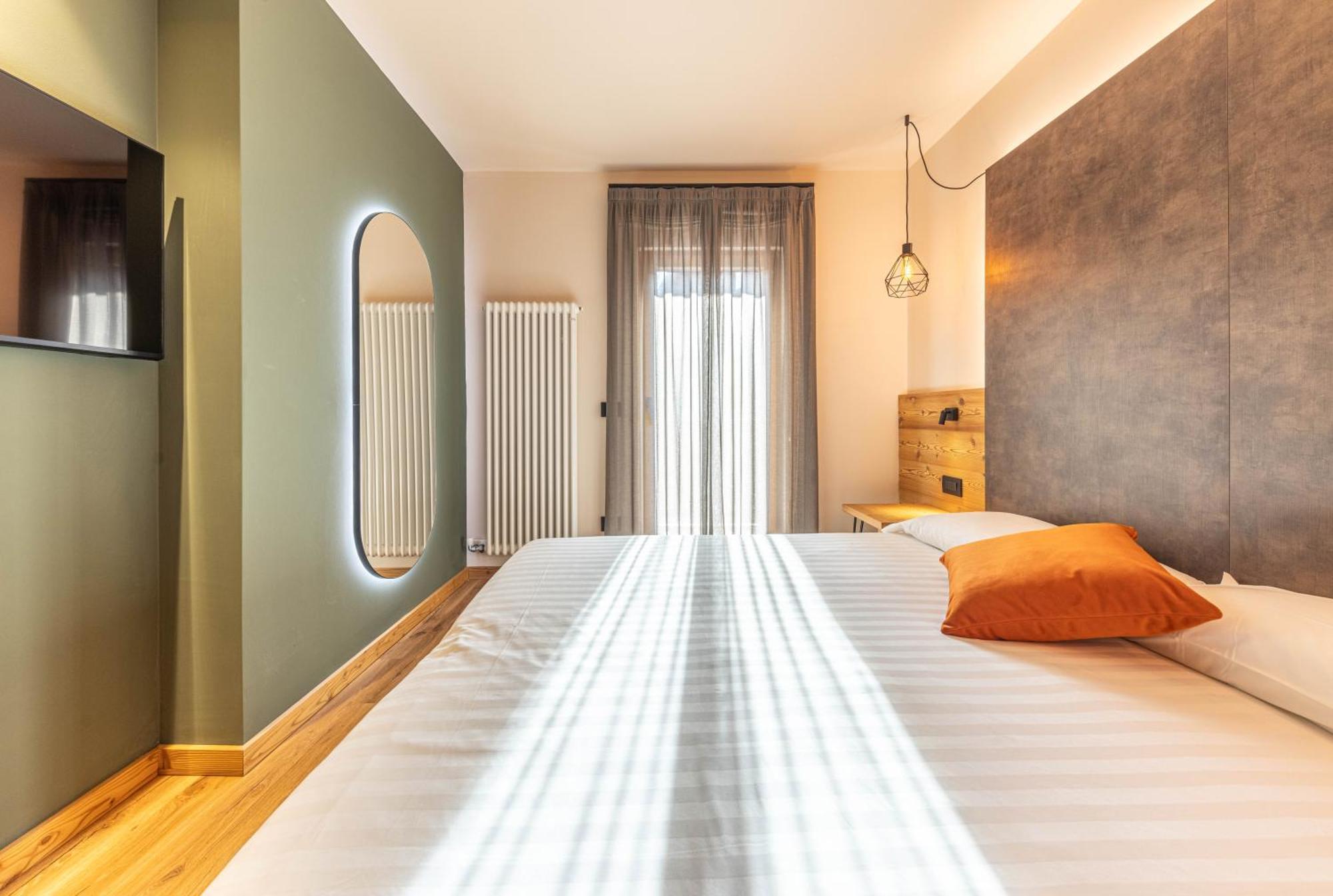 Hotel Laste' Caldes Luaran gambar