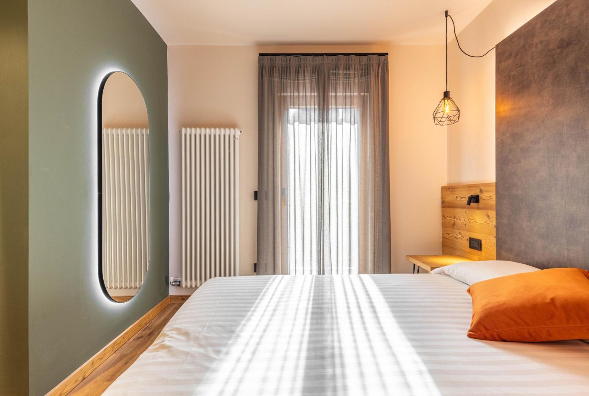 Hotel Laste' Caldes Luaran gambar