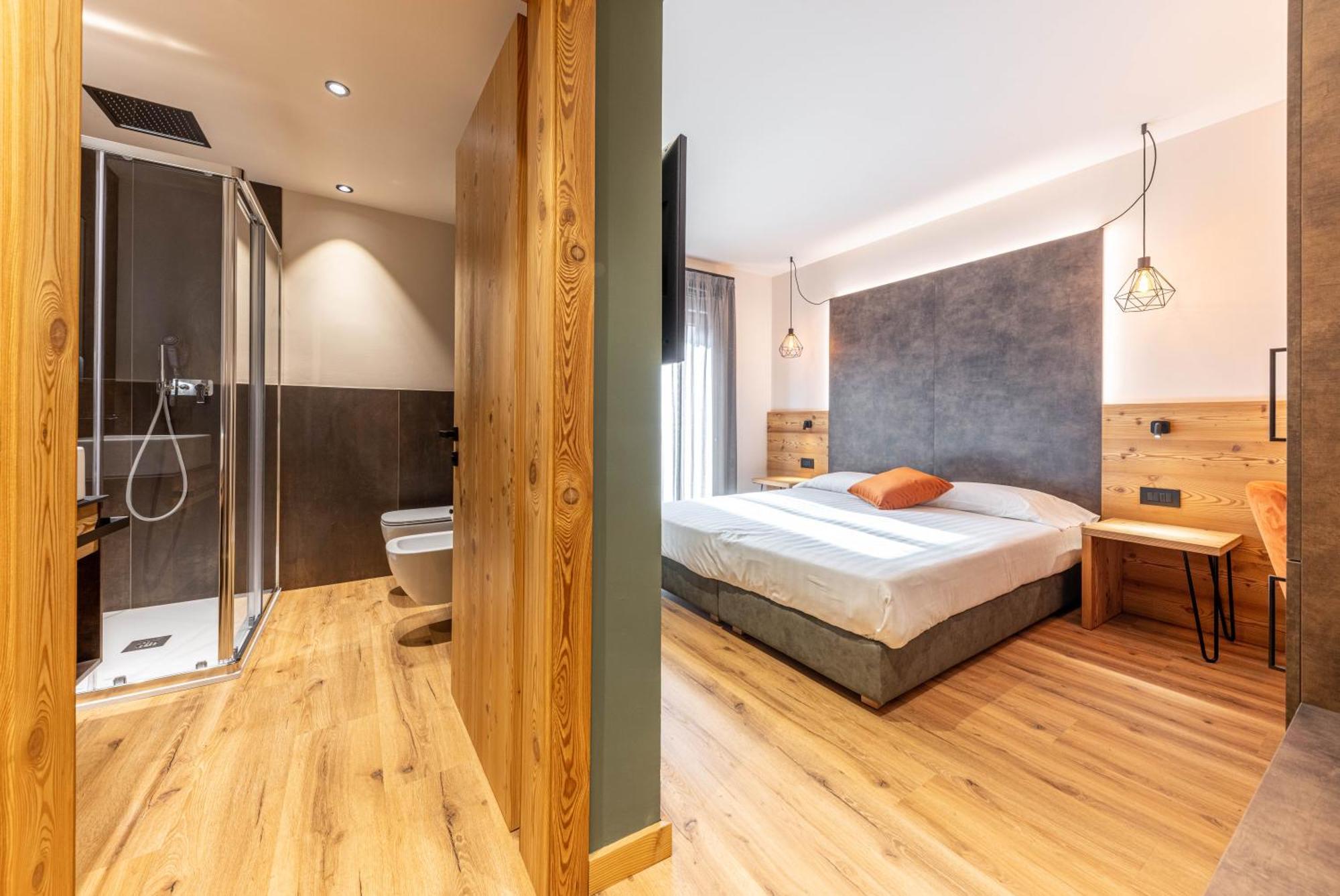 Hotel Laste' Caldes Luaran gambar