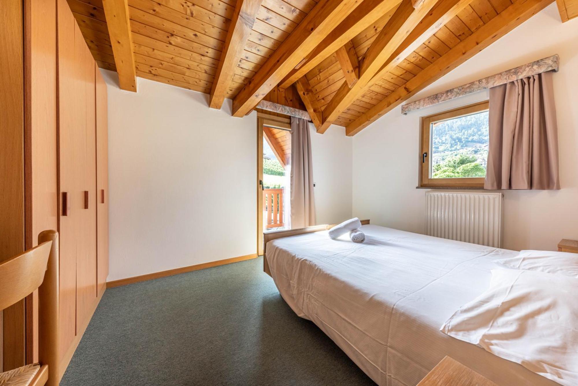 Hotel Laste' Caldes Luaran gambar